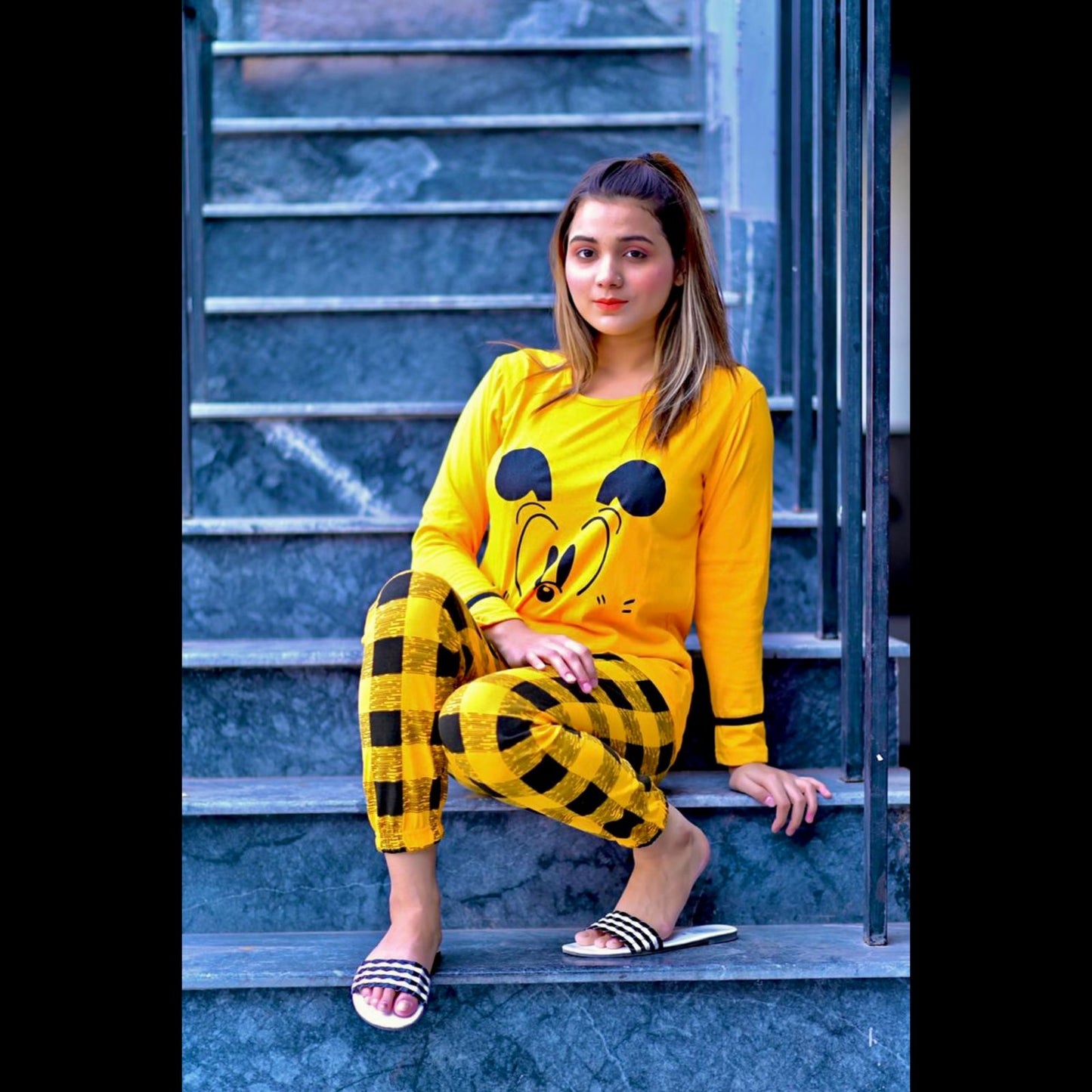 Yellow Mickey Full Sleeves Night Suit (ZA-0008)