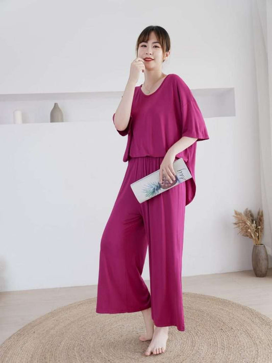 Plain Shocking Pink V Neck Quarter Sleeves with Cut Style Pajama Night Suit for Her (ZA-83)