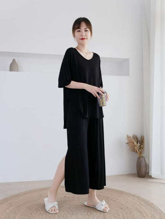 Plain Black V Neck Quarter Sleeves with Cut Style Pajama Night Suit for Her (ZA-82)