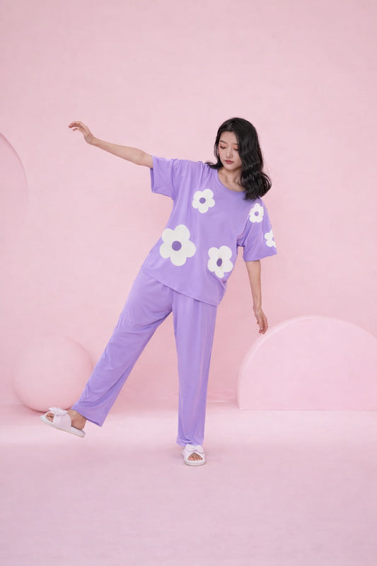(NEW ) Lilac All over BIG White flower night suit For her